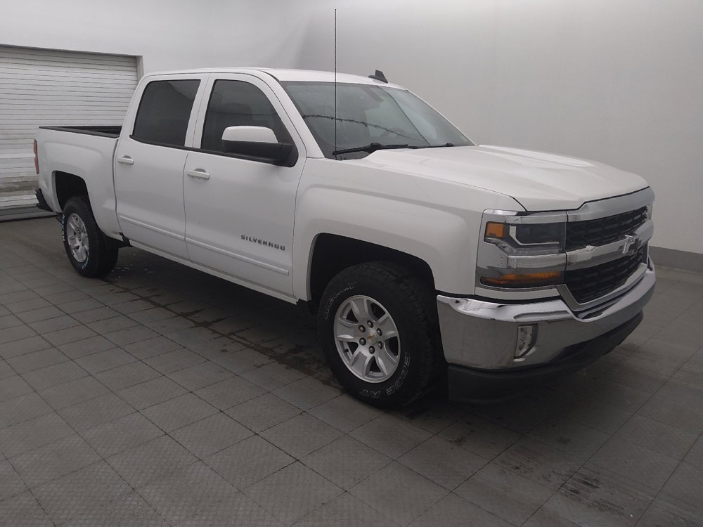 Used 2018 Chevrolet Silverado 1500 LT w/ LT Eassist Package RWD image 11