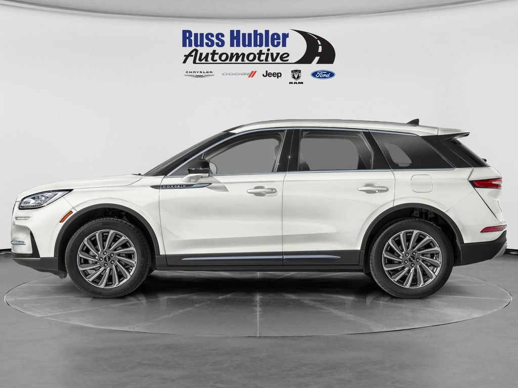 Used 2023 Lincoln Corsair Reserve w/ Equipment Group 202A FWD image 3