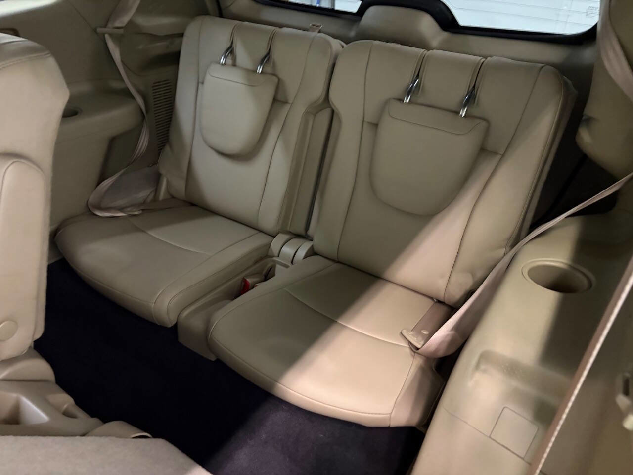 Used 2011 Toyota Highlander SE w/ Tow Pkg AWD/4WD image 21