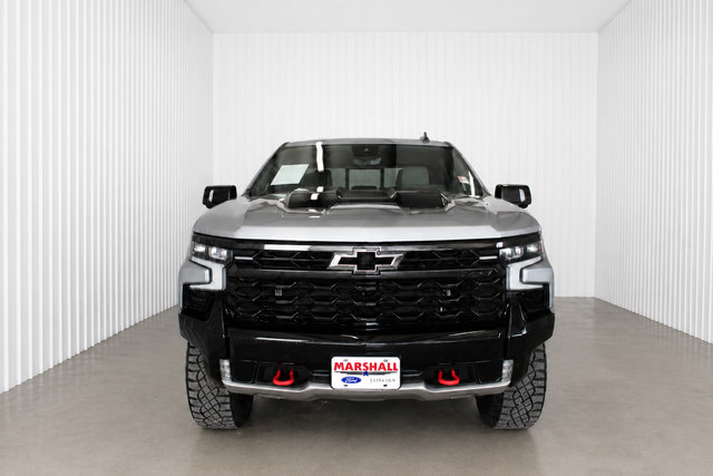 Used 2023 Chevrolet Silverado 1500 ZR2 w/ Technology Package AWD/4WD image 2