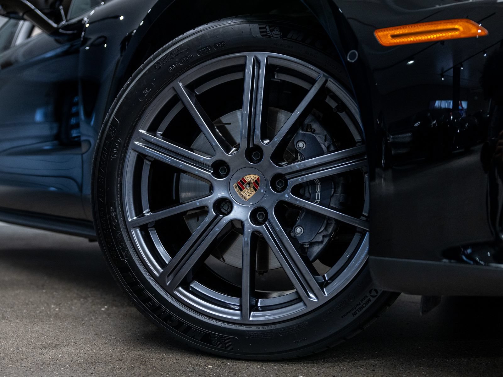 Certified 2025 Porsche Panamera image 17