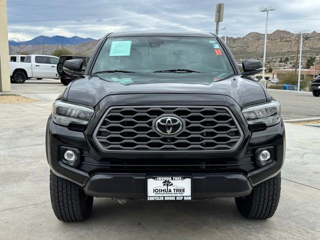 Used 2023 Toyota Tacoma TRD Off-Road image 2
