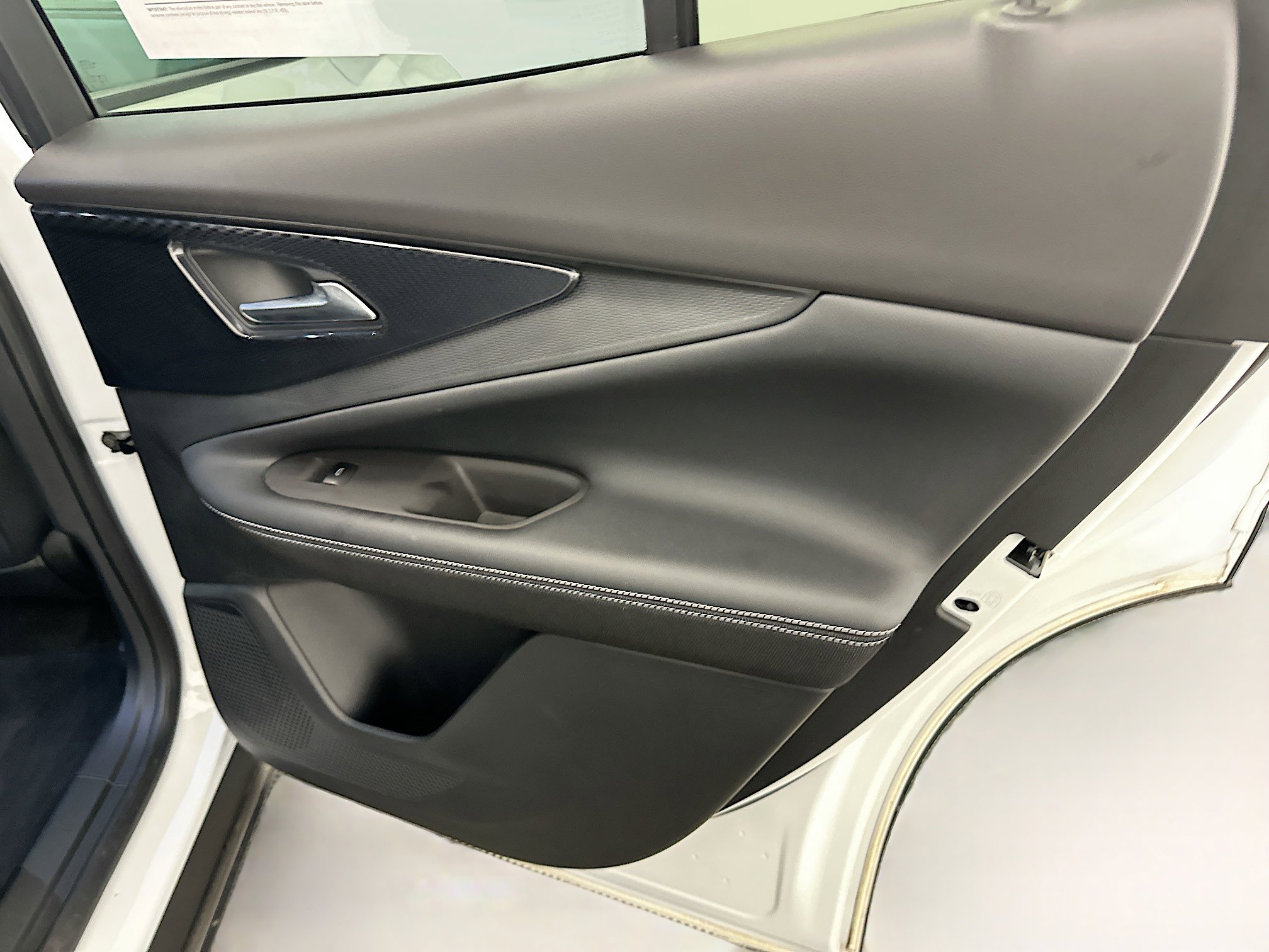 Used 2024 Chevrolet Blazer EV LT AWD/4WD image 32