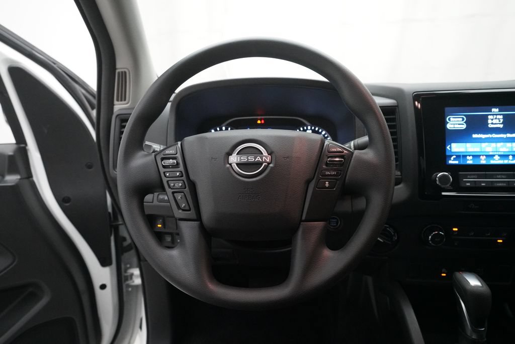 Used 2024 Nissan Frontier S w/ Technology Package AWD/4WD image 4