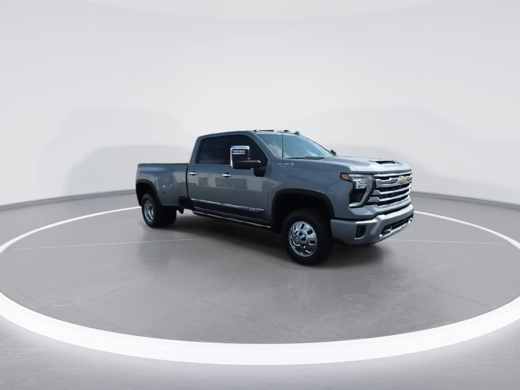 New 2026 Chevrolet Silverado 3500 High Country w/ High Country Premium Package image 2