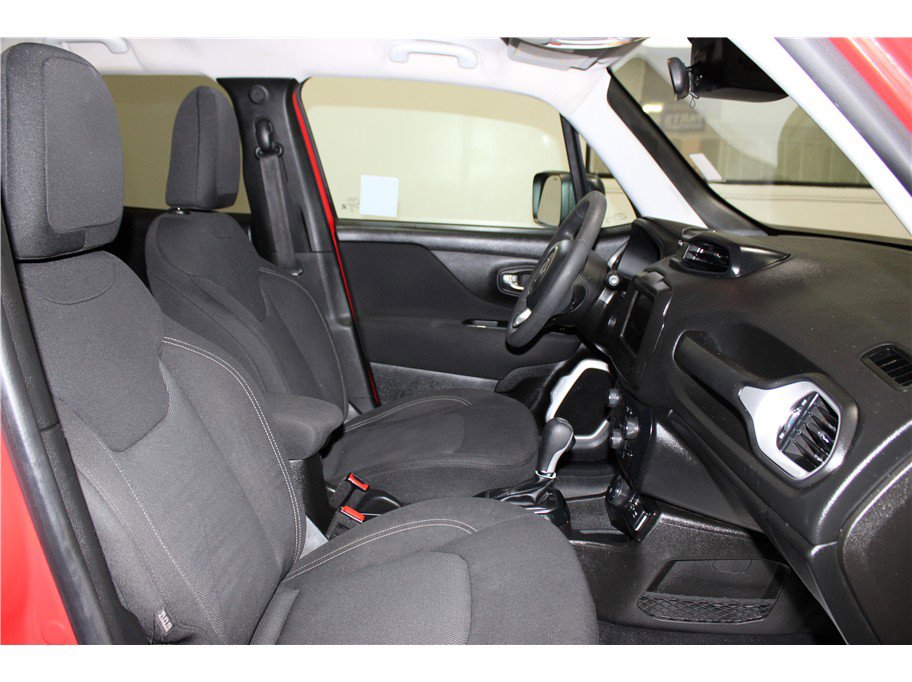 Used 2021 Jeep Renegade Sport image 24