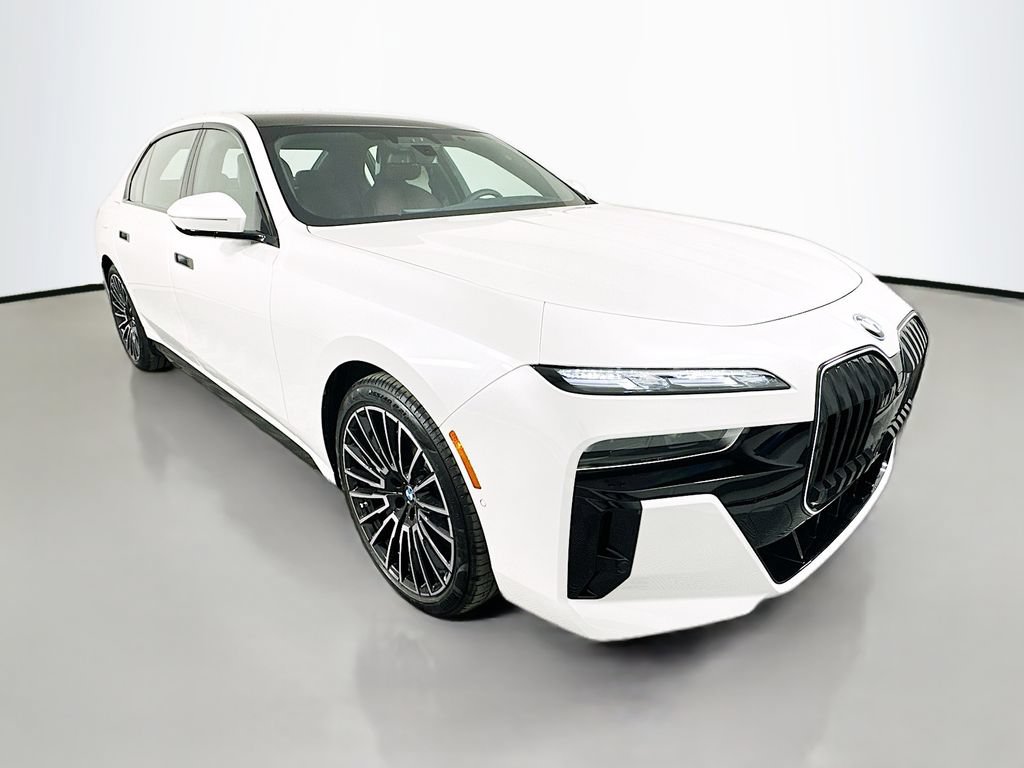 Used 2026 BMW 750e xDrive w/ Executive Package AWD/4WD image 3