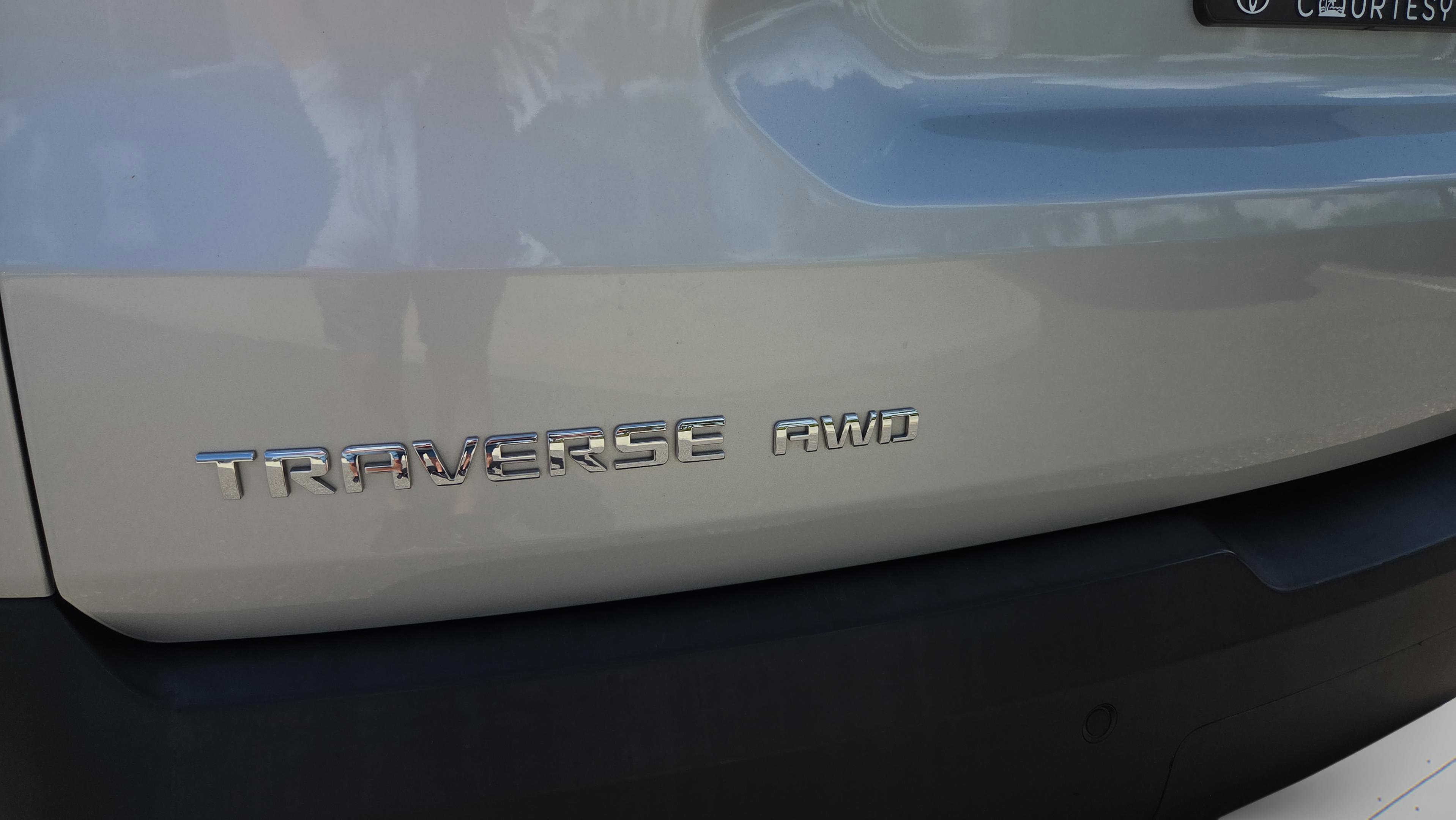 Used 2019 Chevrolet Traverse RS w/ LPO, 'HIT The Road' Package image 12