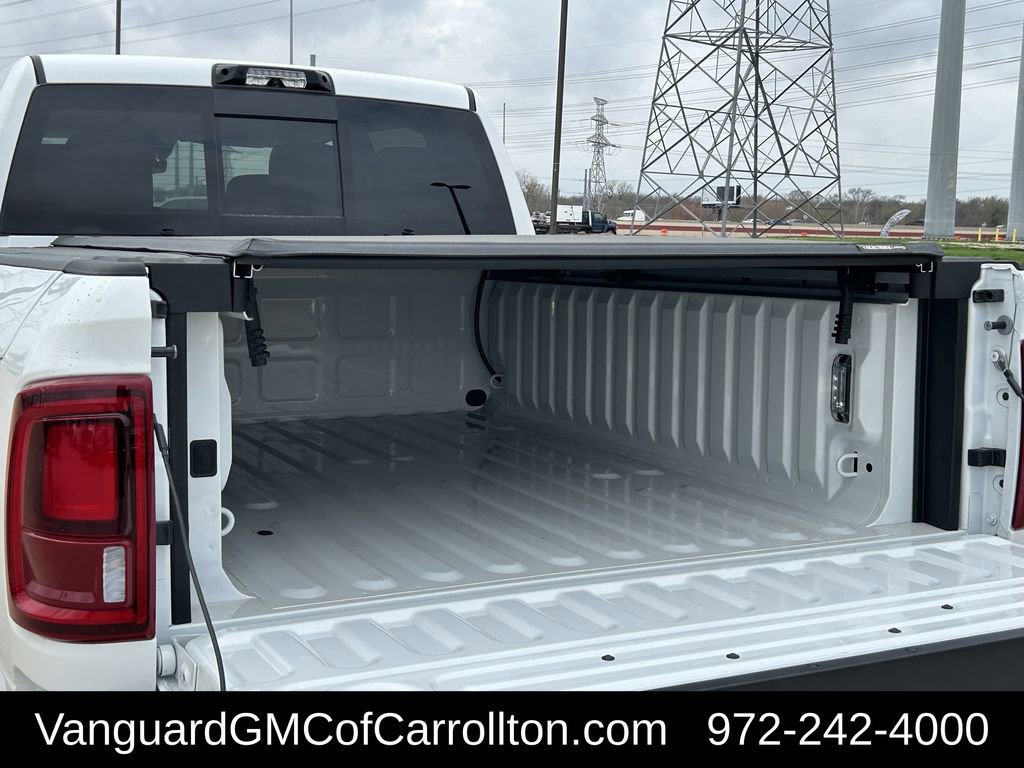Used 2026 RAM 2500 Limited AWD/4WD image 34