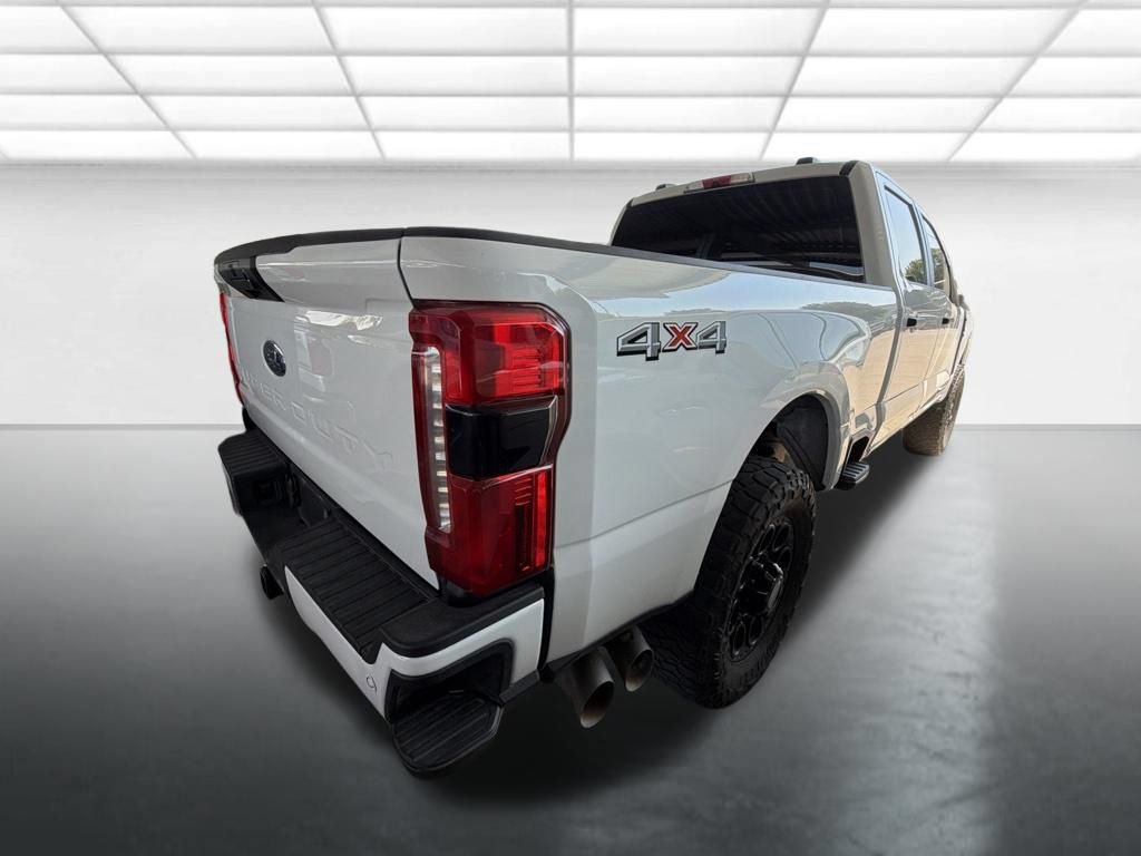 Used 2024 Ford F250 XL w/ STX Appearance Package AWD/4WD image 2