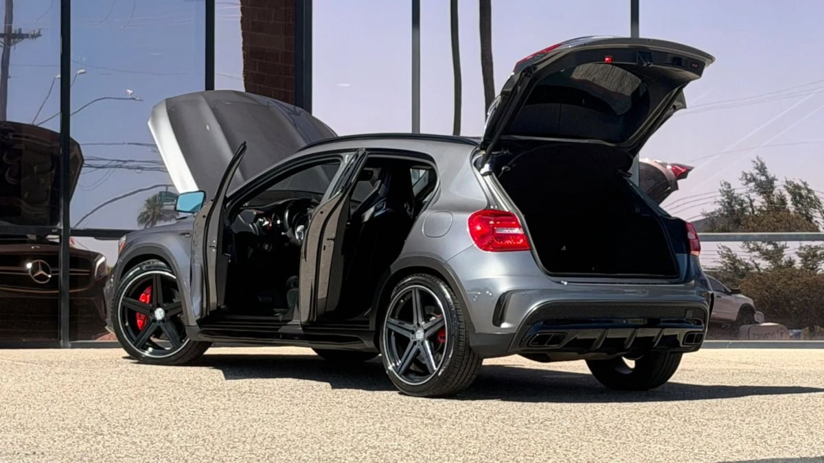 Used 2016 Mercedes-Benz GLA 45 AMG 4MATIC image 33