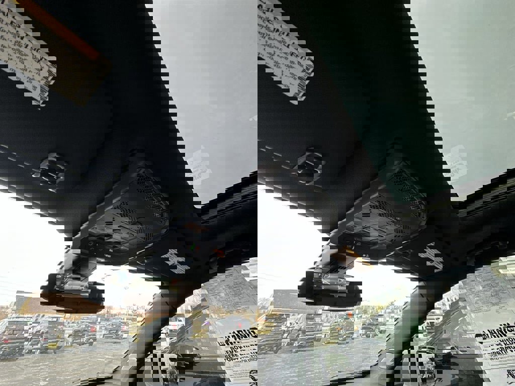 Certified 2025 Cadillac XT5 Premium Luxury w/ LPO, Floor Liner Package image 21