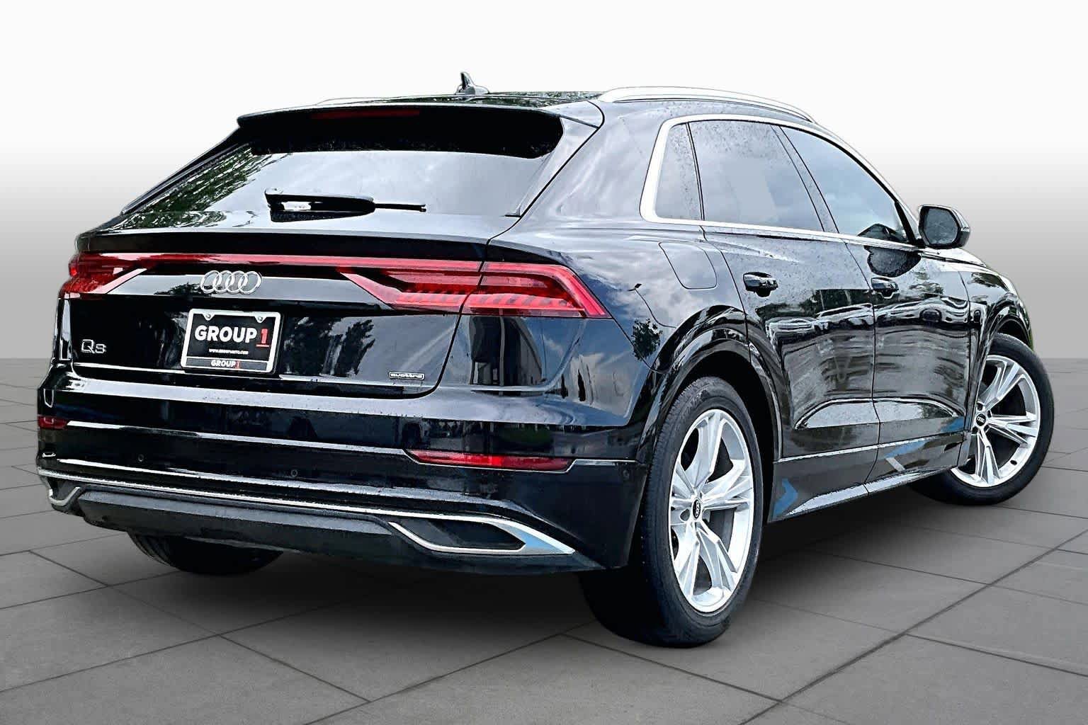 Used 2021 Audi Q8 Prestige w/ Prestige Package AWD/4WD image 12