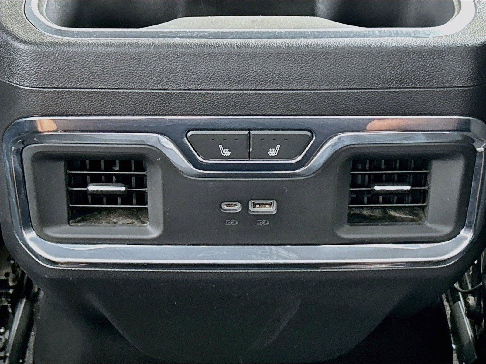 Used 2023 GMC Sierra 1500 SLT w/ SLT Premium Package AWD/4WD image 20