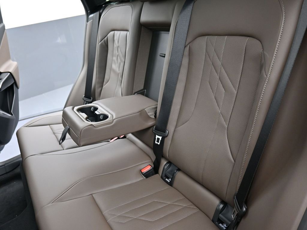 New 2026 BMW X3 xDrive30 w/ Premium Package image 16