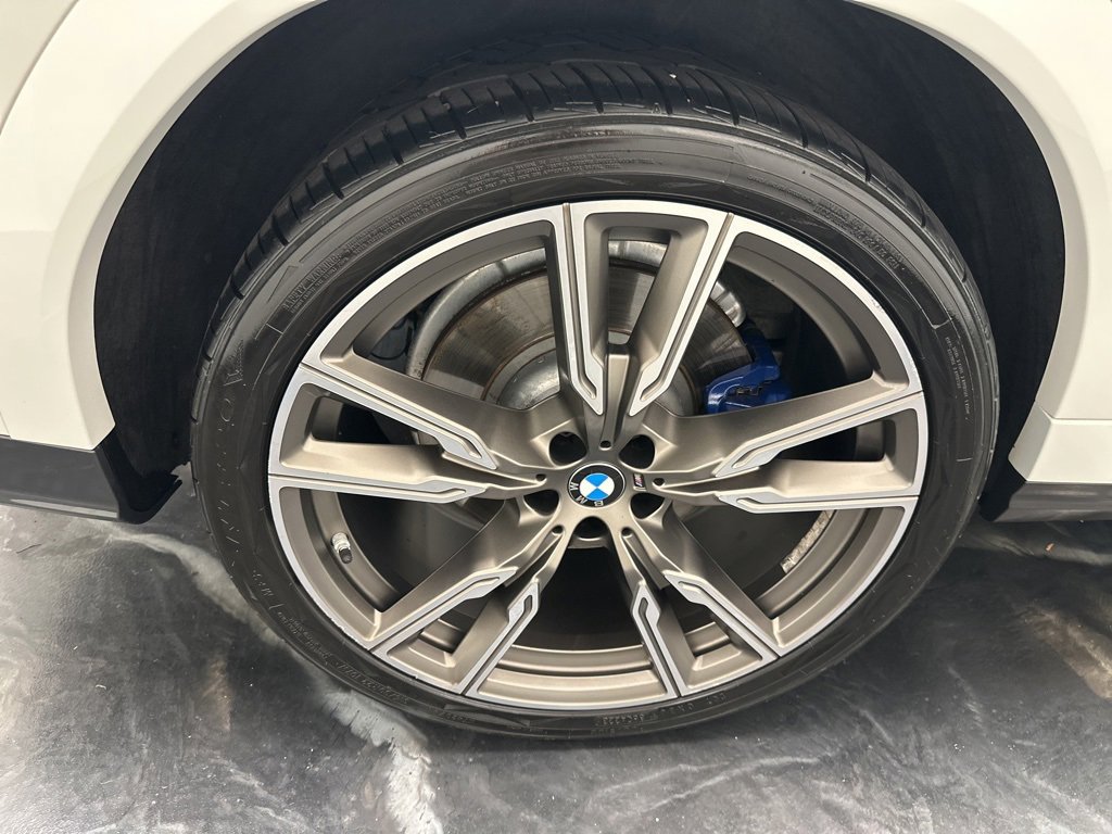 Used 2022 BMW X6 M50i w/ Executive Package image 35