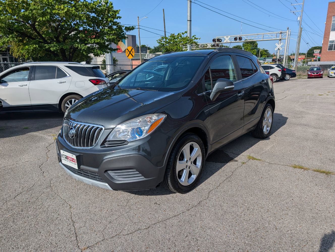 Used 2016 Buick Encore FWD image 1