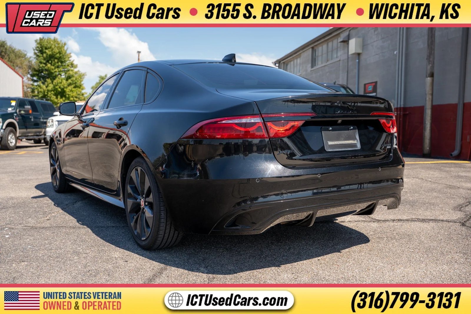 Used 2022 Jaguar XF R-Dynamic SE AWD/4WD image 3