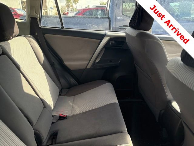 Used 2015 Toyota RAV4 LE FWD image 16