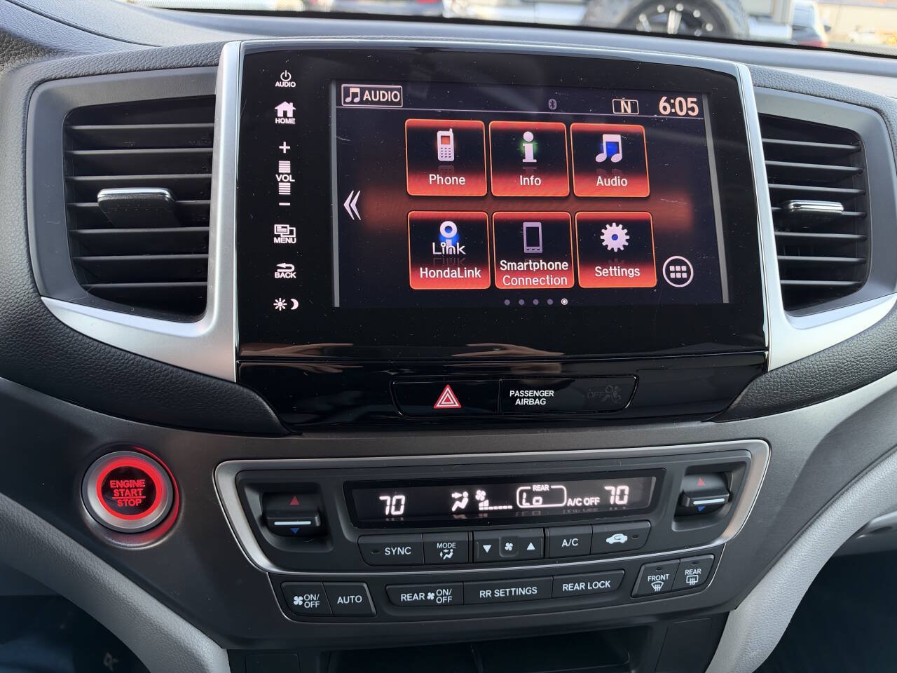 Used 2018 Honda Pilot EX image 16