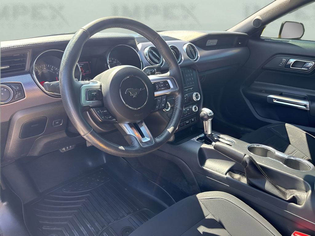 Used 2017 Ford Mustang GT RWD image 10