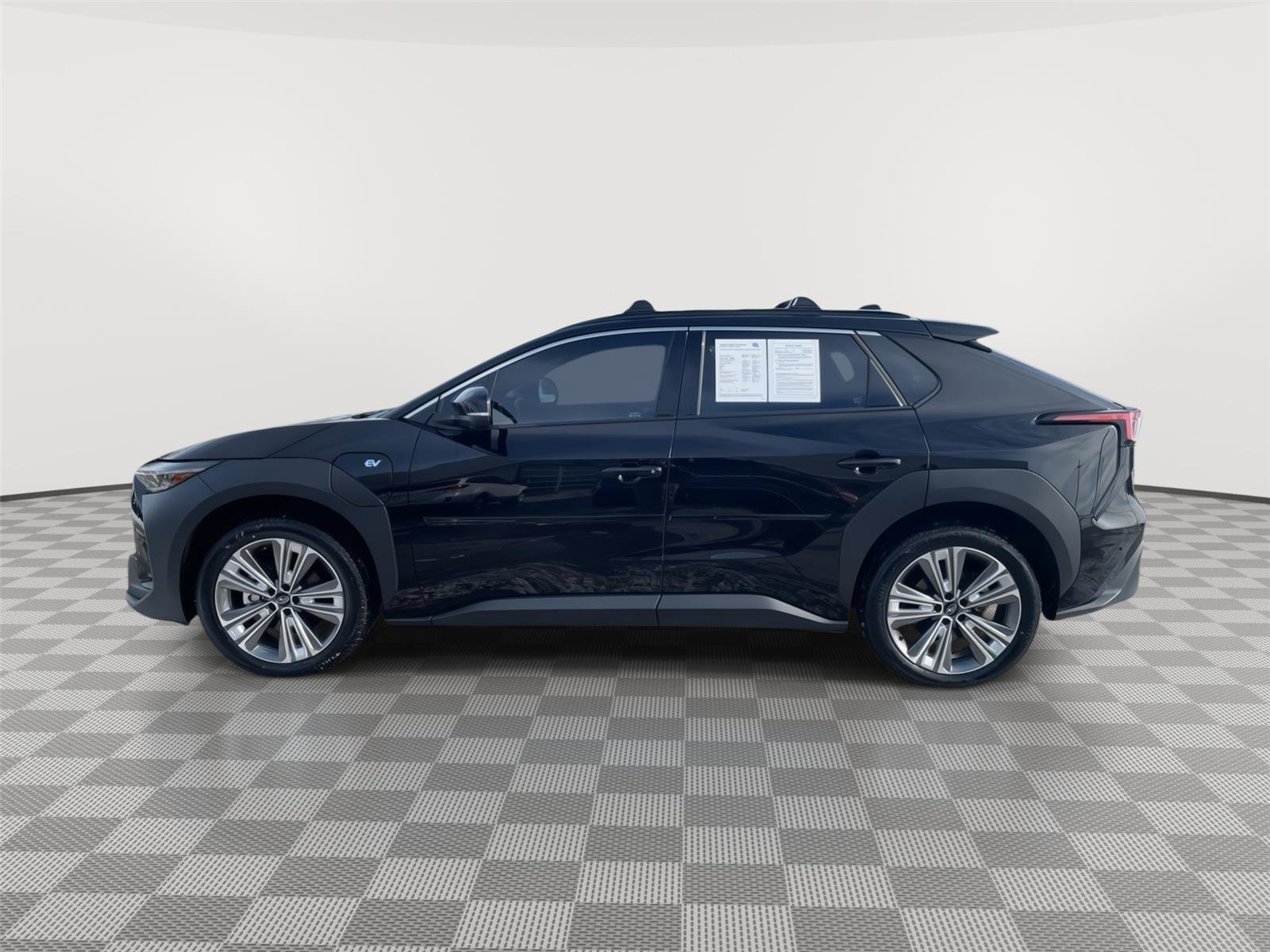 Certified 2024 Subaru Solterra Touring w/ Touring Package image 8