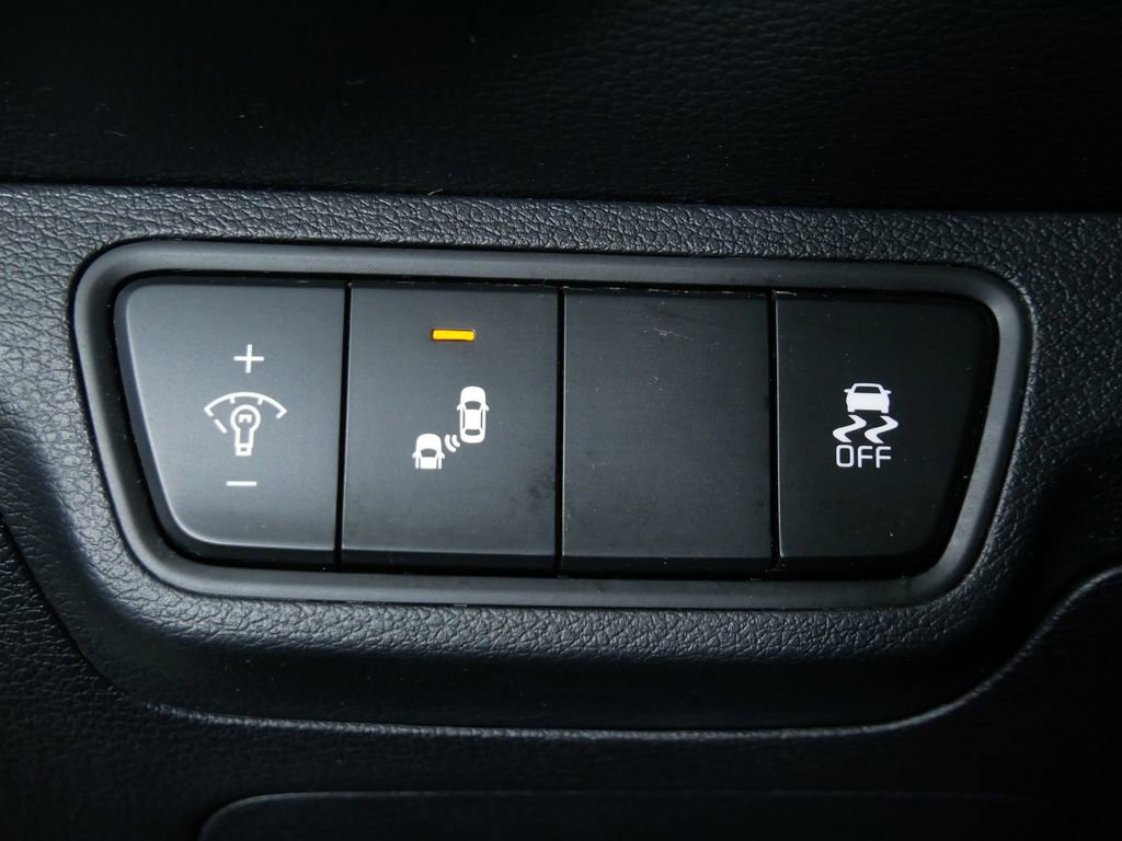 Certified 2023 Kia Forte LXS w/ LXS Technology Package FWD image 25