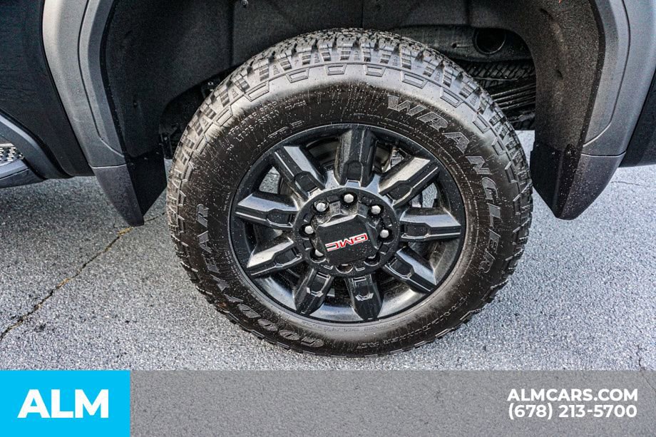 Used 2026 GMC Sierra 2500 AT4 w/ AT4 Preferred Package image 17