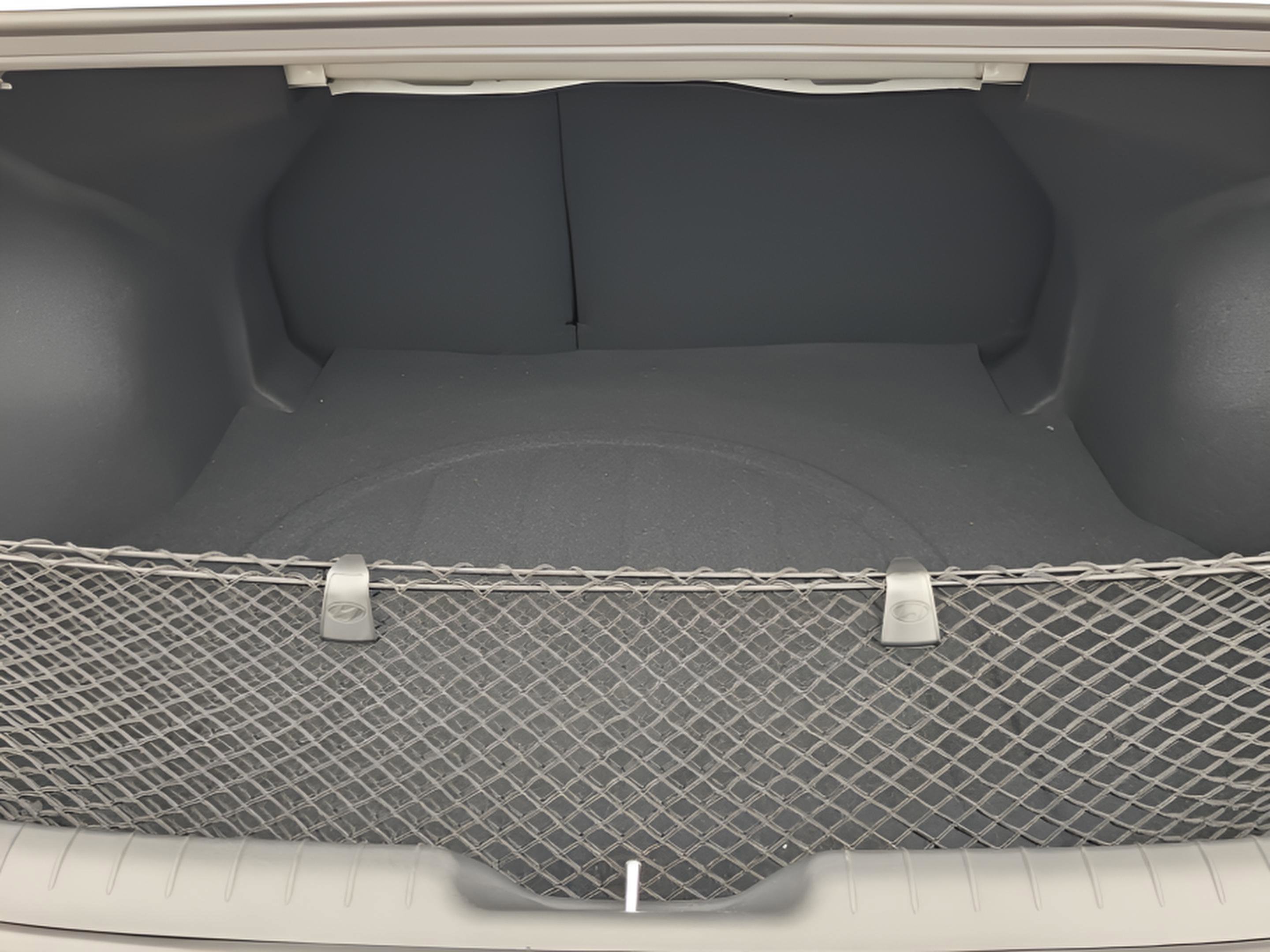 New 2026 Hyundai Elantra SEL Sport image 8