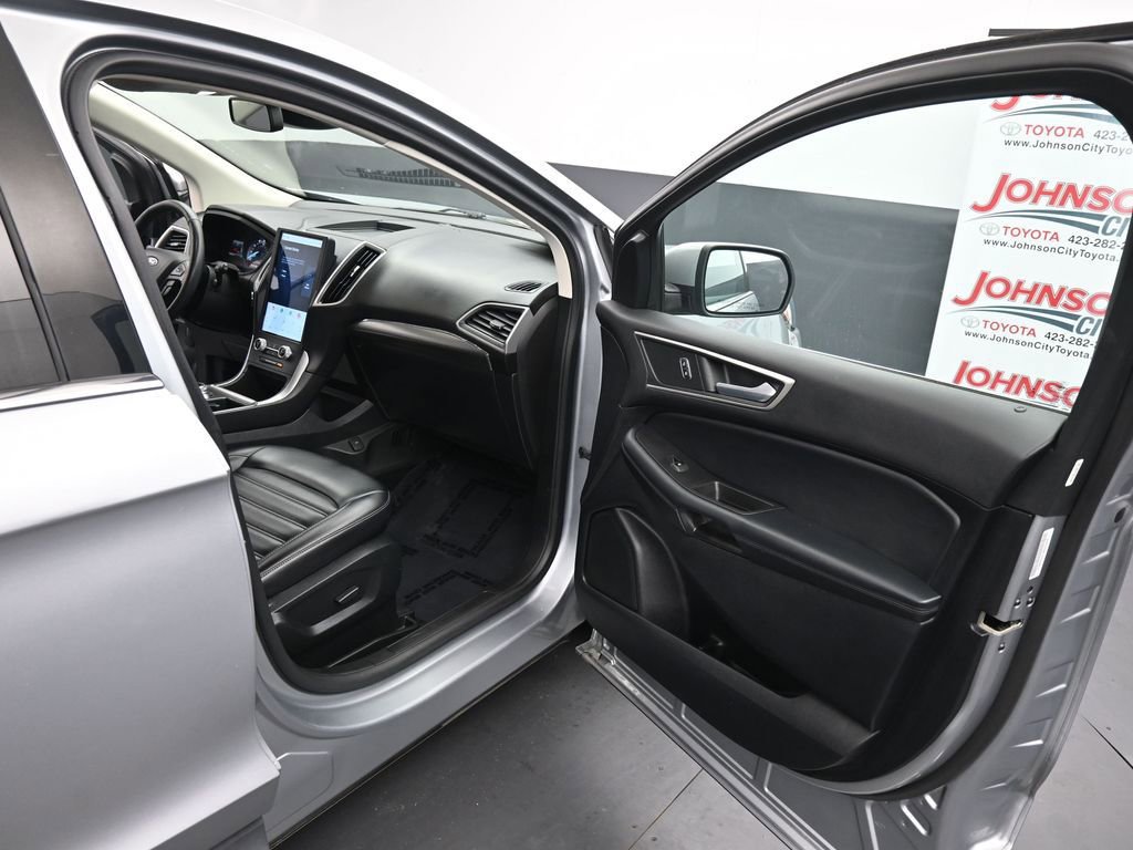 Used 2022 Ford Edge SEL image 19