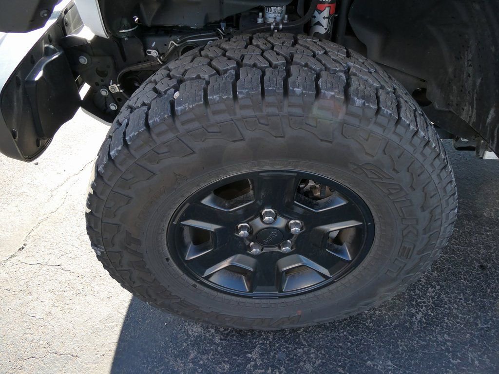 Used 2023 Jeep Gladiator Mojave image 10