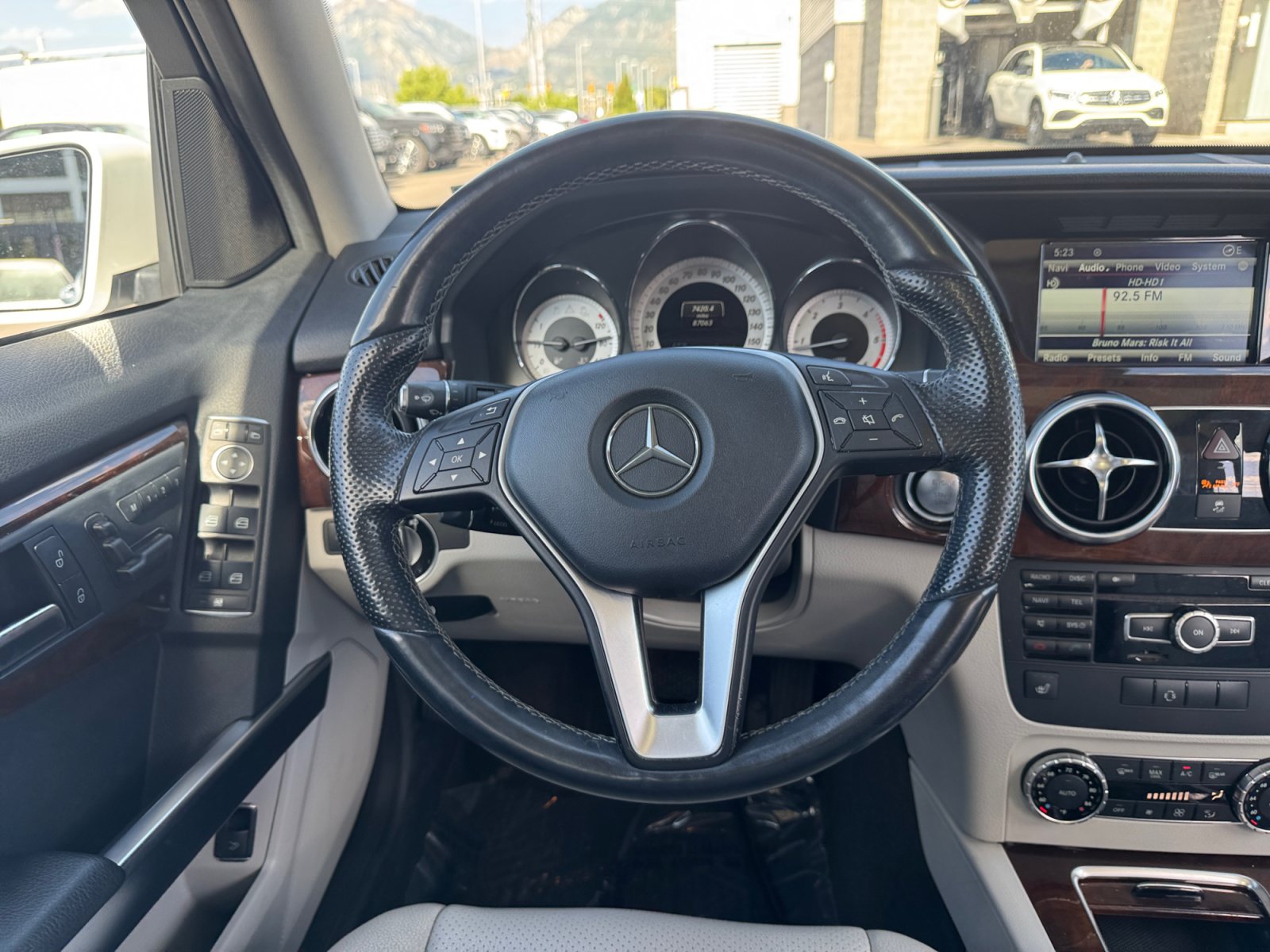 Used 2014 Mercedes-Benz GLK 250 BlueTEC 4MATIC image 20
