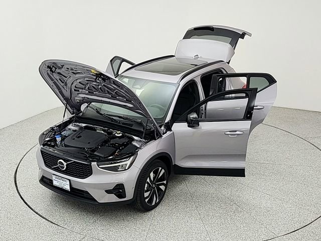 New 2026 Volvo XC40 B5 Plus w/ Climate Package AWD/4WD image 37