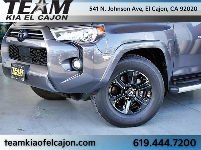 Used 2022 Toyota 4Runner SR5 Premium w/ Moonroof Package RWD image 3