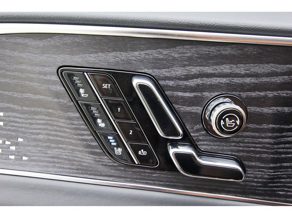 New 2026 Cadillac Lyriq V AWD/4WD image 21