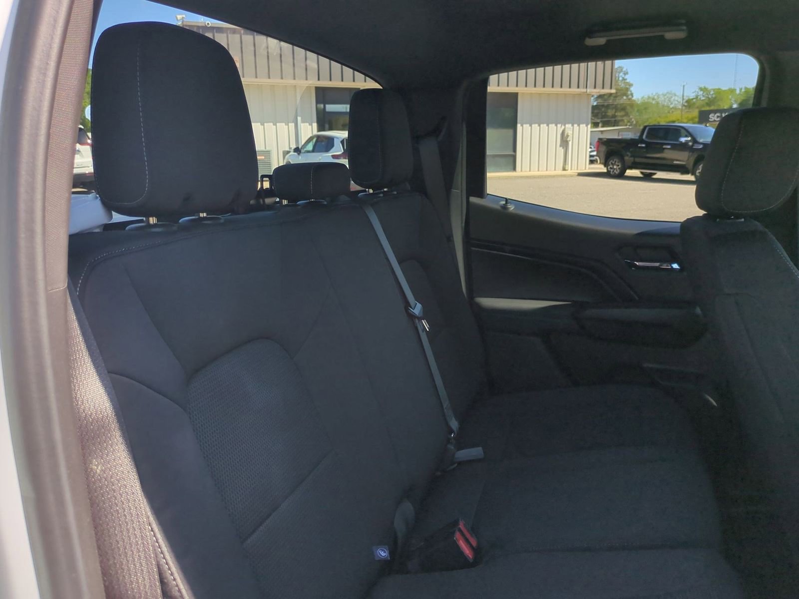 Used 2024 Chevrolet Colorado LT RWD image 26