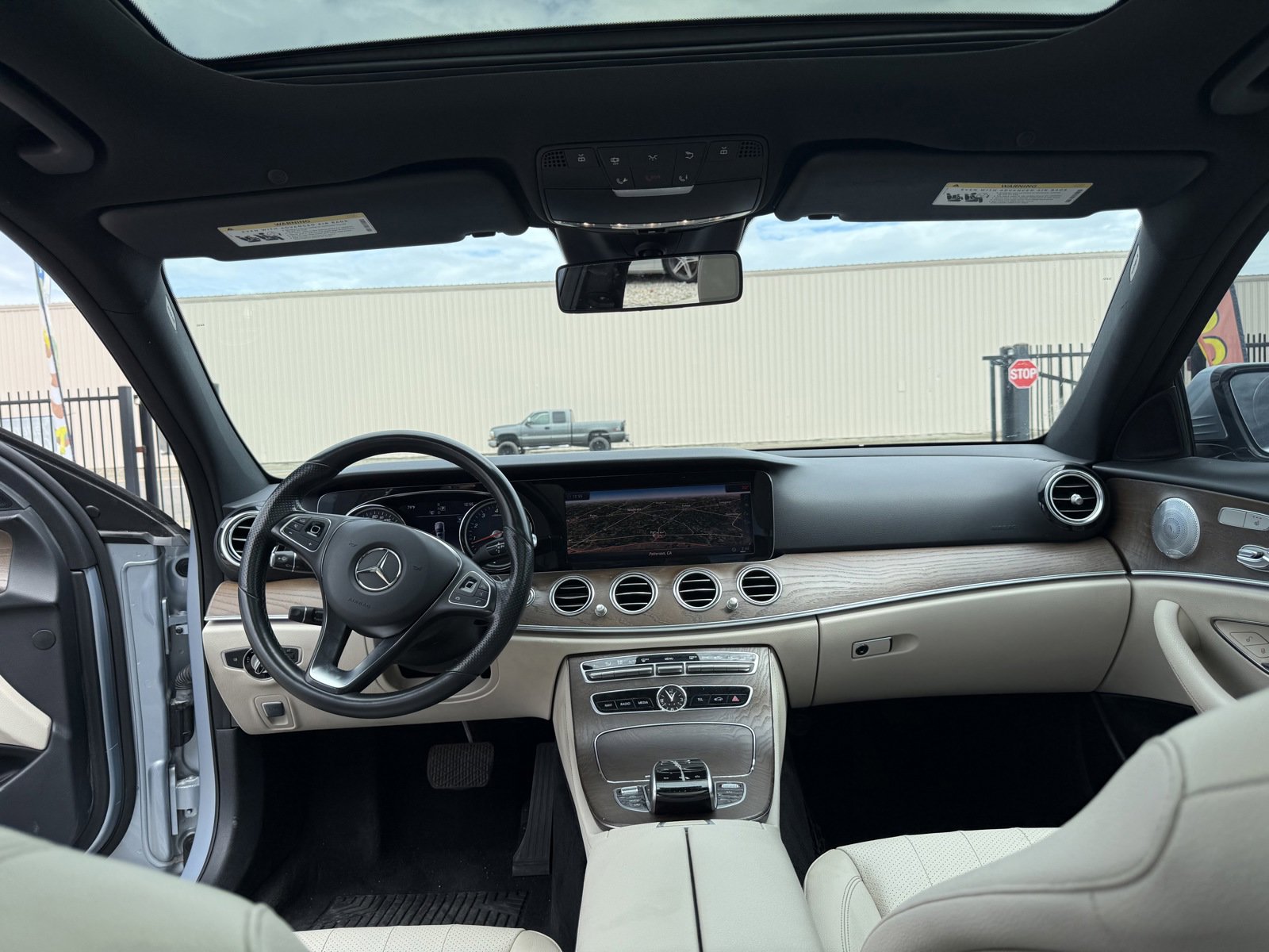 Used 2018 Mercedes-Benz E 300 image 9
