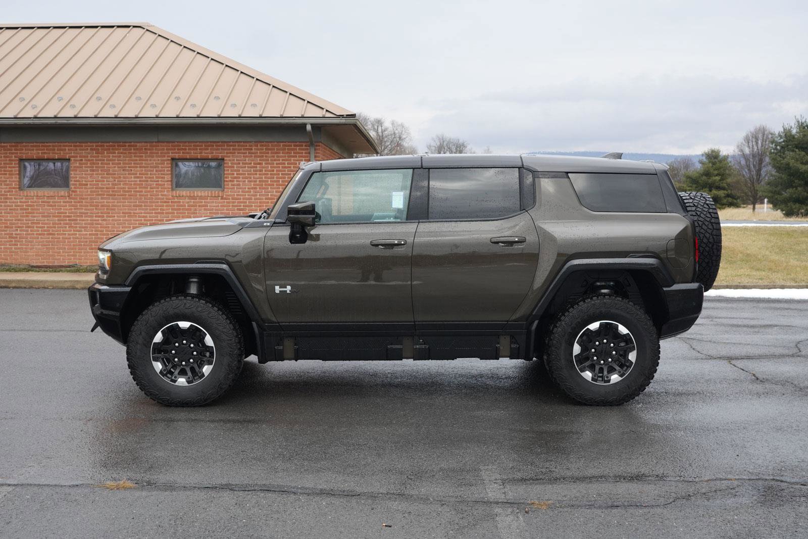 New 2024 GMC Hummer EV 2X w/ Extreme Off-Road Package image 7