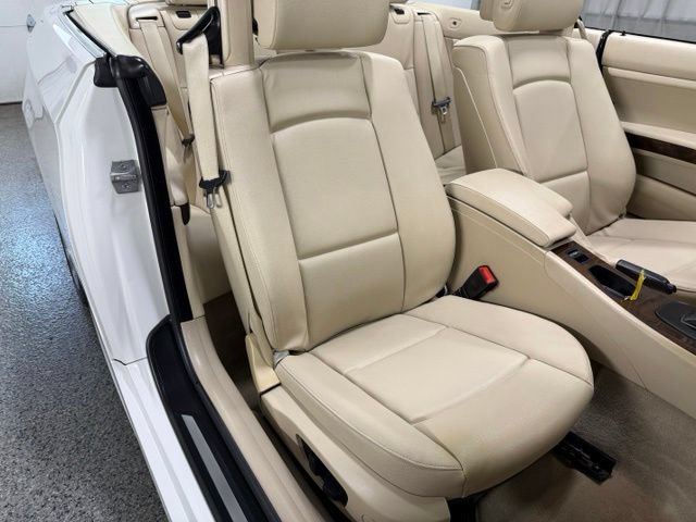 Used 2013 BMW 328i Convertible RWD image 24