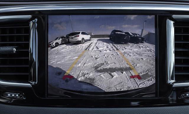 Used 2019 Chrysler Pacifica Touring-L Plus image 18