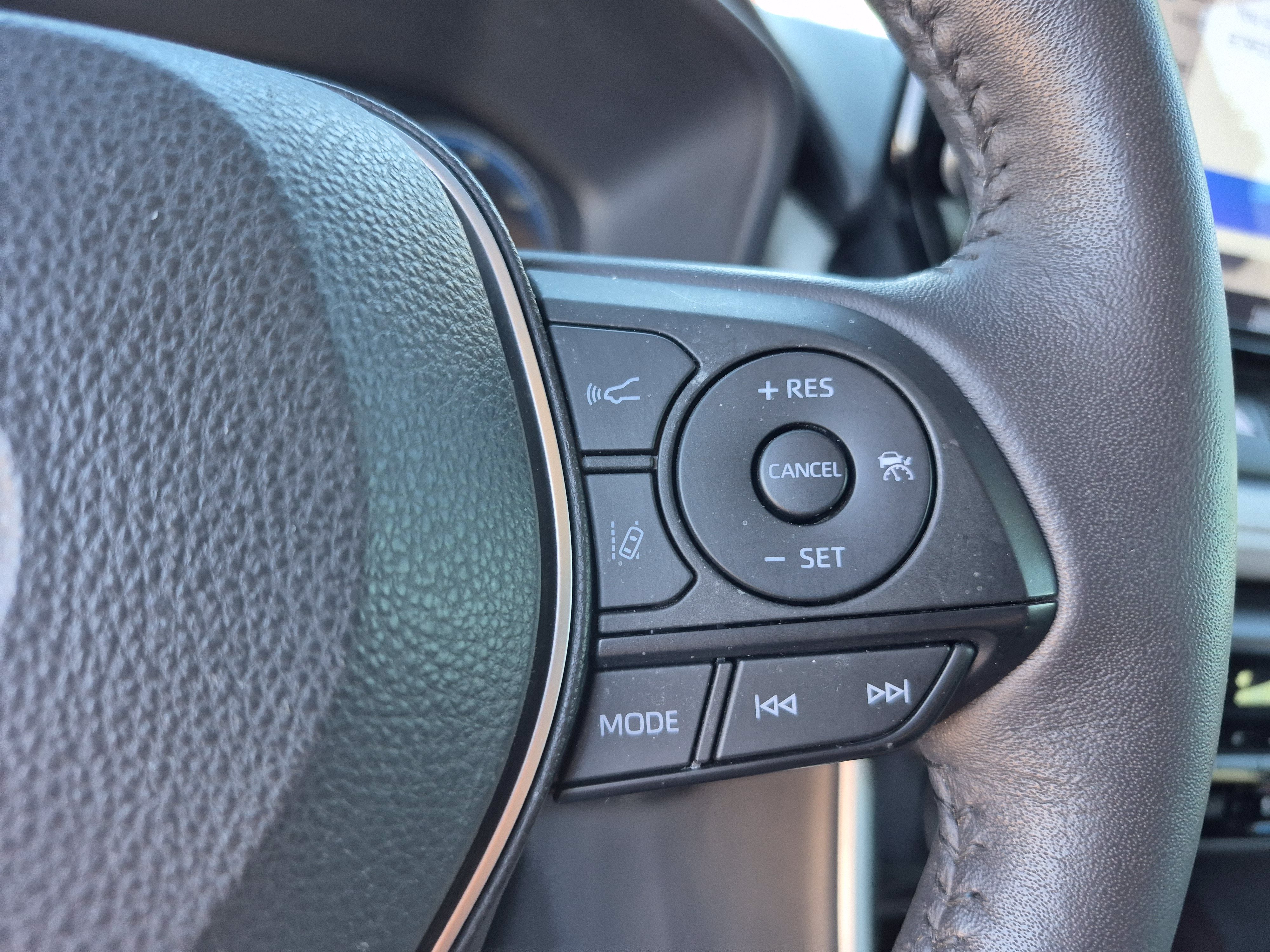 Certified 2023 Toyota RAV4 Limited AWD/4WD image 26