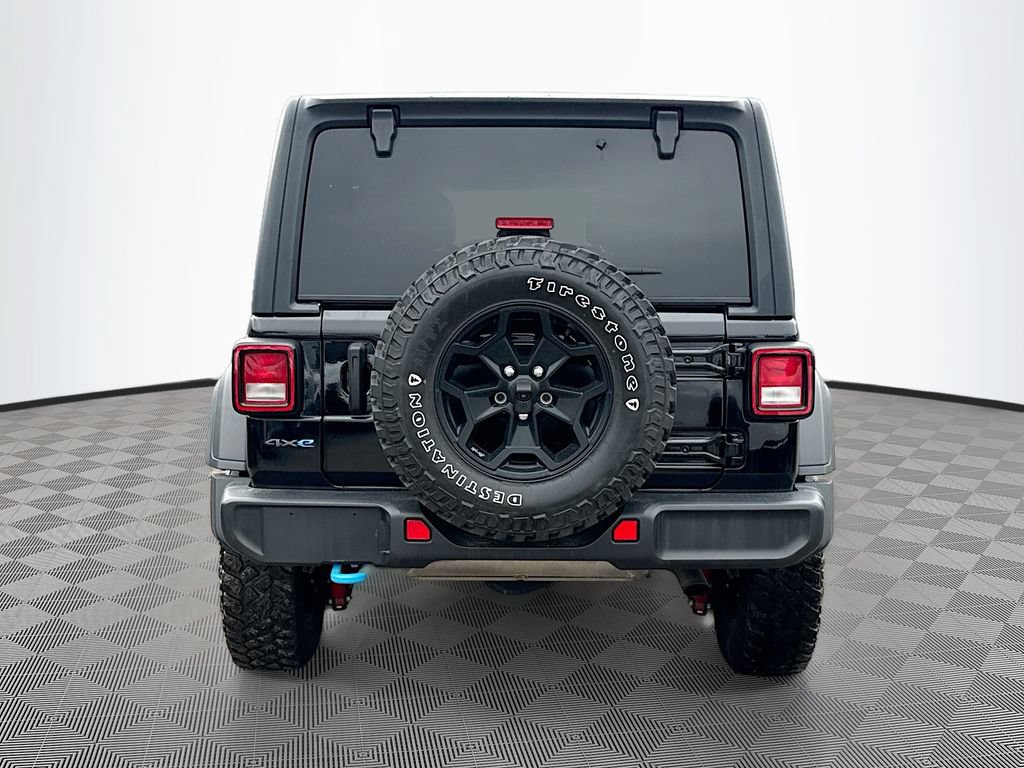Used 2023 Jeep Wrangler Unlimited w/ Cold Weather Group AWD/4WD image 7