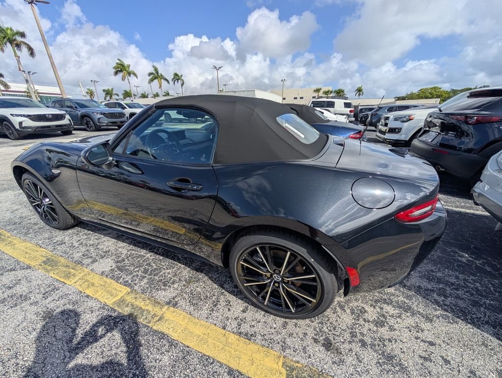 New 2026 MAZDA MX-5 Miata Grand Touring RWD image 6