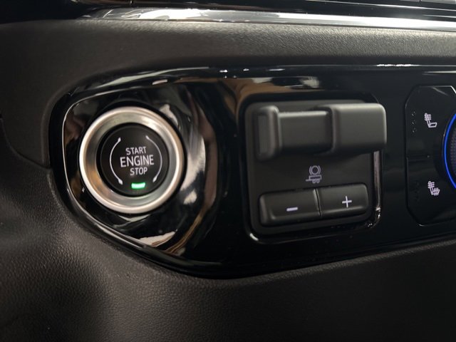 Used 2025 Chevrolet Silverado 1500 LT image 16