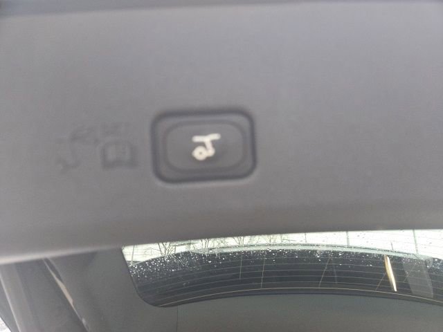 Certified 2024 Lincoln Nautilus Reserve w/ Equipment Group 202A image 22