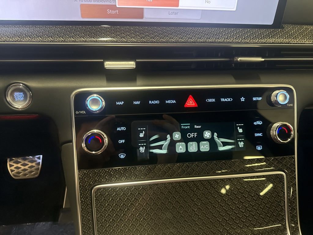 New 2026 Genesis GV80 3.5T e-SC AWD/4WD image 13