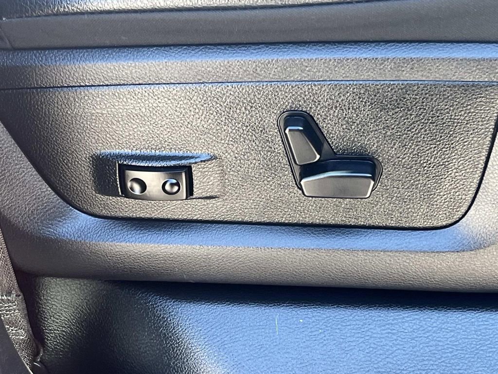 Used 2018 RAM 2500 Power Wagon w/ Leather & Luxury Group image 17