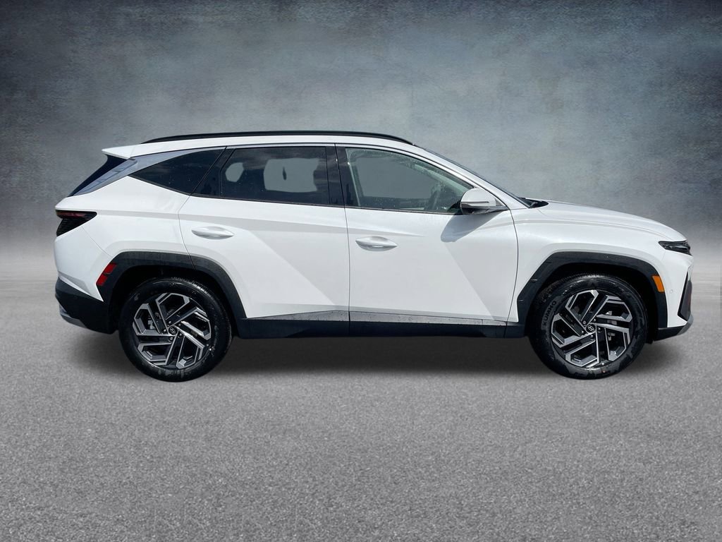 New 2025 Hyundai Tucson Limited image 34