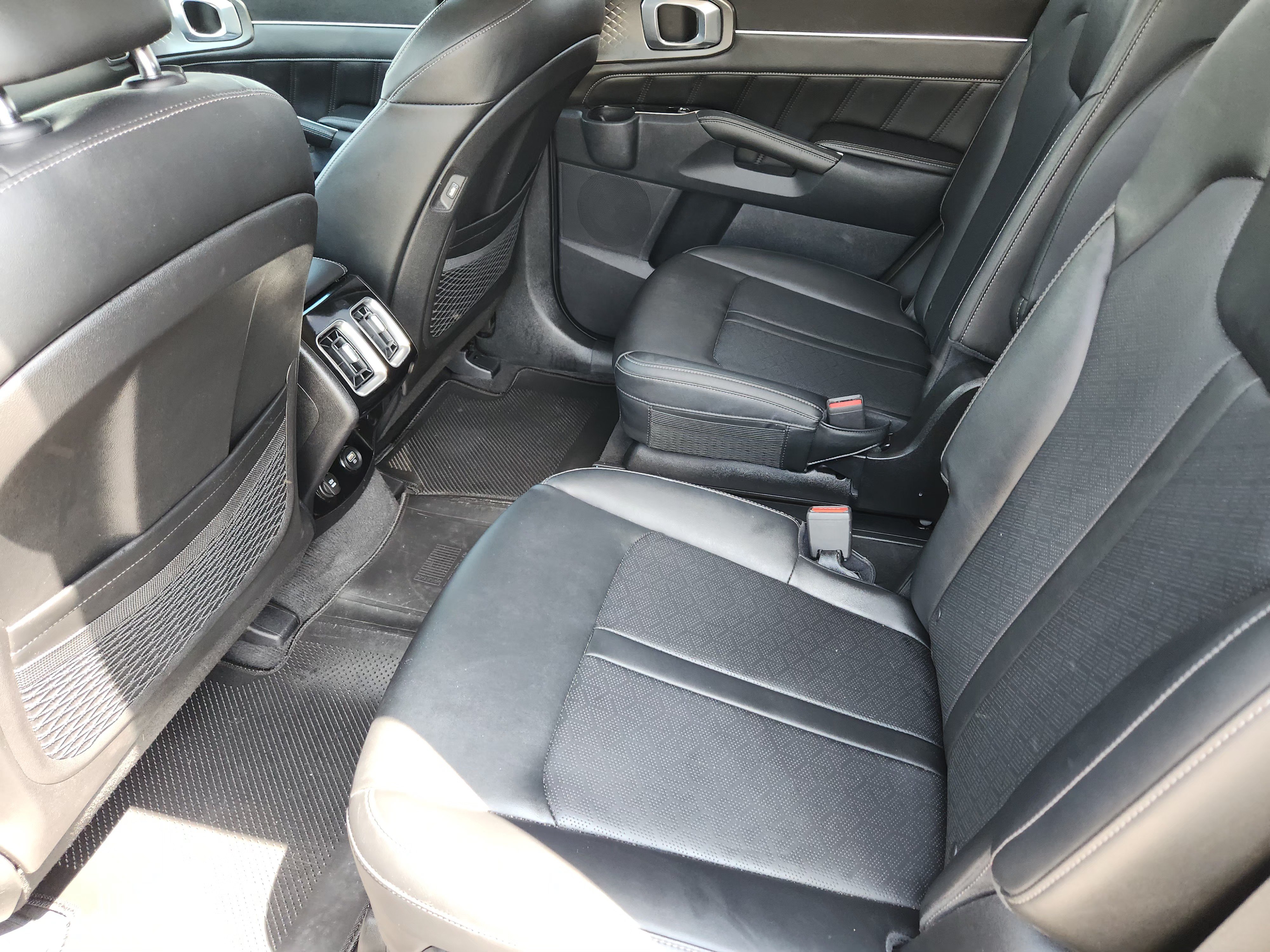 Used 2022 Kia Sorento SX AWD/4WD image 29