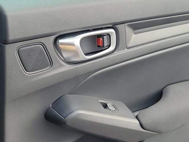 Used 2025 Honda Civic Sport image 6